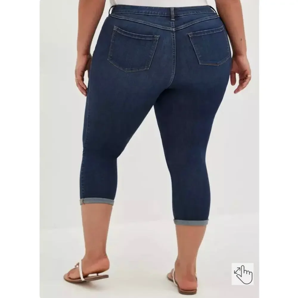 NEW Torrid Crop MidFit Super Skinny Jeans Womens 18 MId-Rise Soft Stretch Denim
